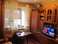 Продается комната в секционном общежитии п. Балакирево, ул. 60 лет Октября, Александровский район Владимирская область.