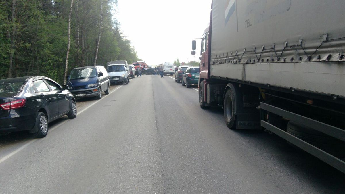 Сотрудники МЧС приняли участие в ликвидации последствий ДТП,  Александровский район, а/д Александров-Балакирево - Свежие новости в  Александрове, в стране и мире